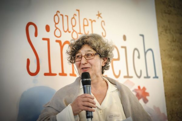 Ursula Schneider. 