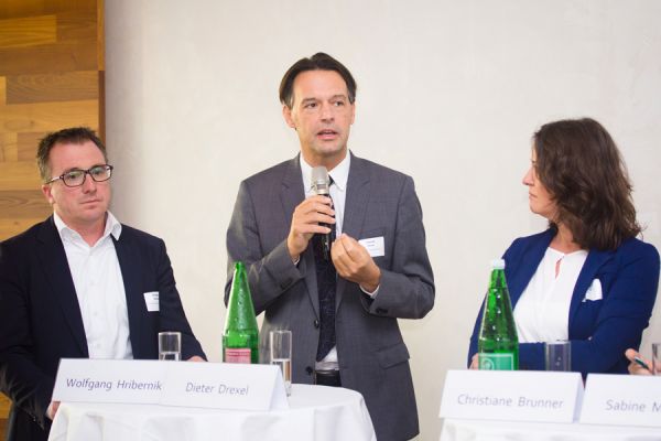 Podiumsdiskussion: Wolfgang Hribernik (AIT Austrian Institute Of Technology), Dieter Drexel (Industriellenvereinigung), Christiane Brunner (Verbund AG).