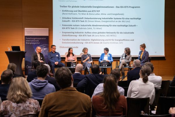 Podiumsdiskussion