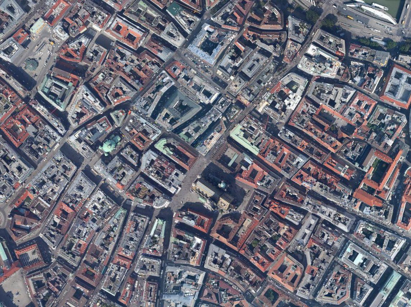 Innenhöfe im dicht bebauten, urbanen Bereich - Ausschnitt: Wien I. Bezirk (Quelle: 2014 Google)